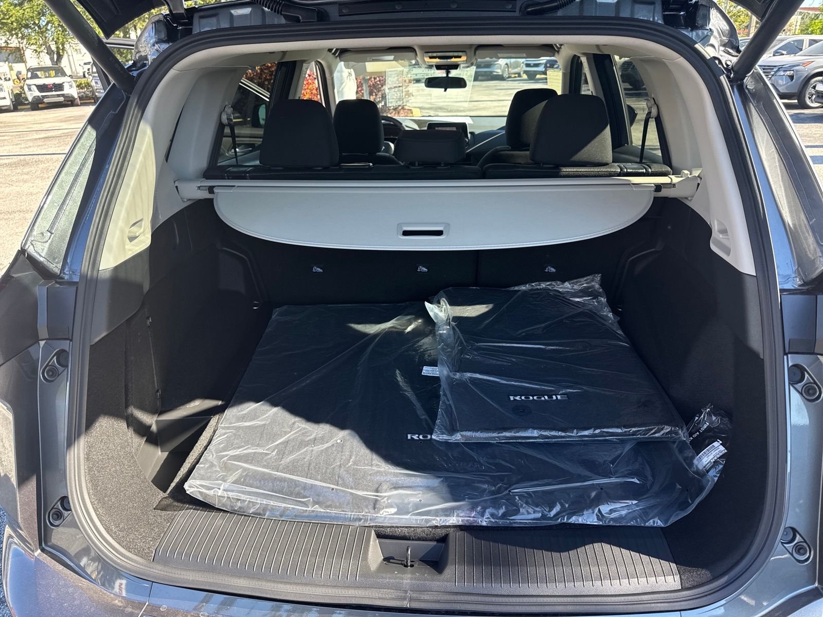 New 2026 Nissan Rogue SV 4D Sport Utility