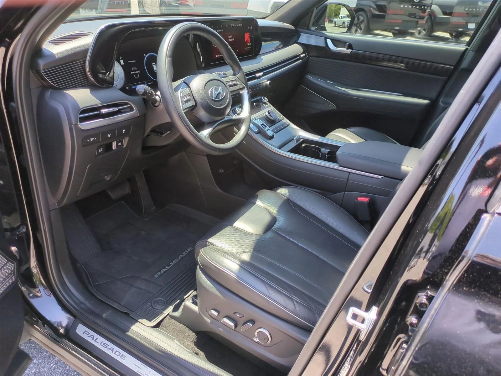 Used 2023 Abyss Black Pearl Hyundai Calligraphy image 19