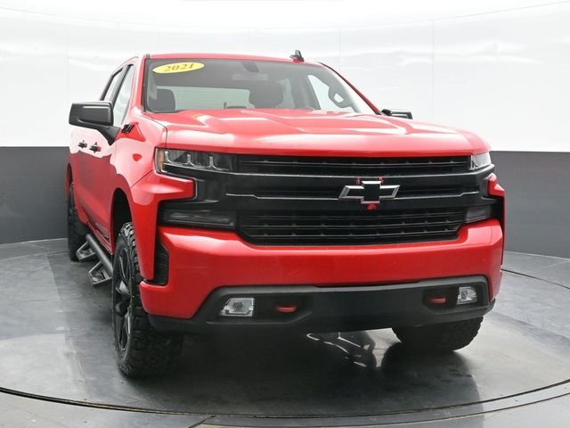 Used 2021 Red Chevrolet RST image 6