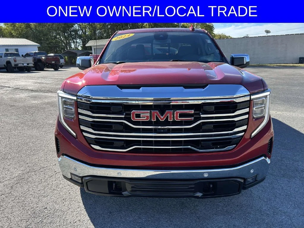 Used 2024 Volcanic Red Tintcoat GMC SLT image 9