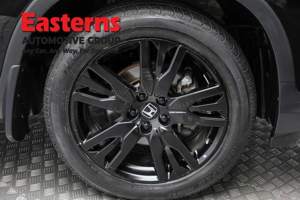 Used 2022 Black Honda Special Edition image 31