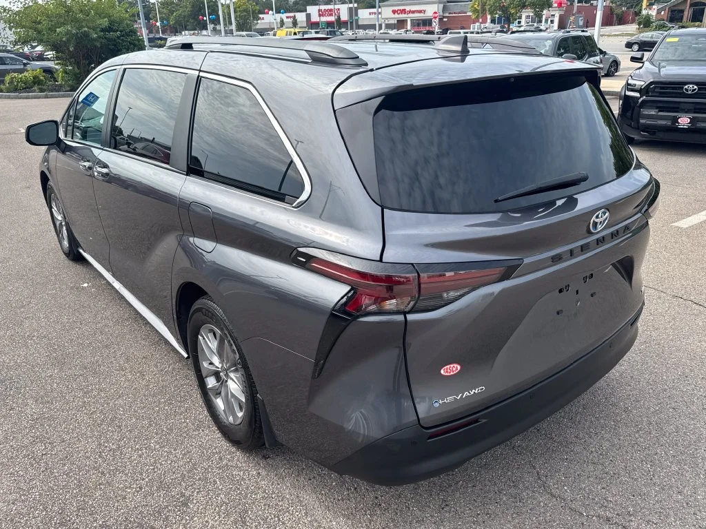 Used 2025 Gray Toyota XLE image 5