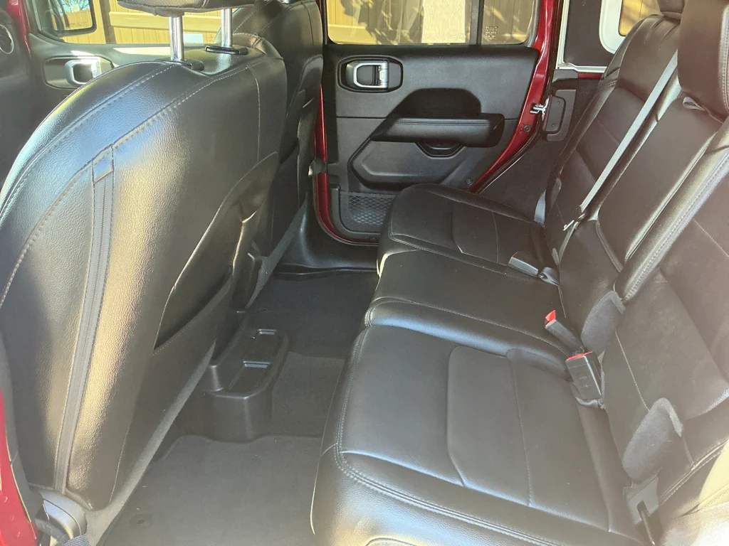 Used 2021 Snazzberry Pearl Jeep Unlimited Altitude image 17