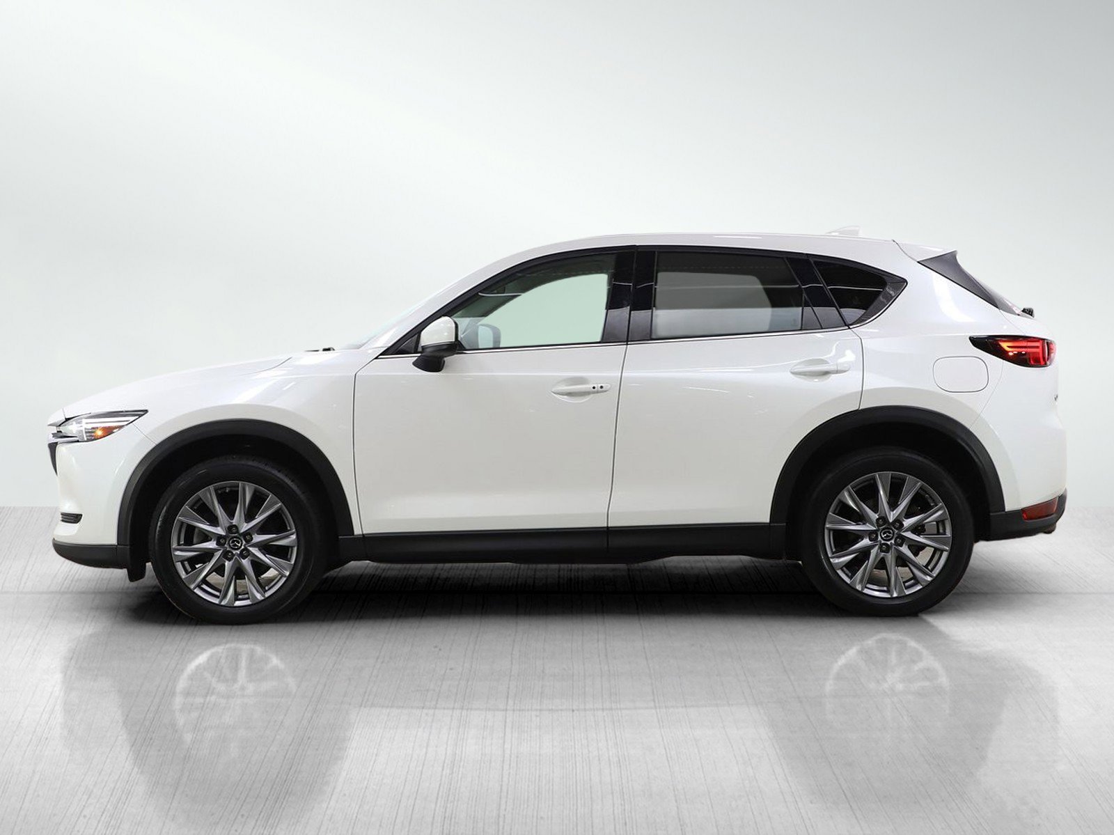 Used 2020 Mazda CX-5 Grand Touring Reserve with VIN JM3KFBAY1L0757802 for sale in Burnsville, Minnesota