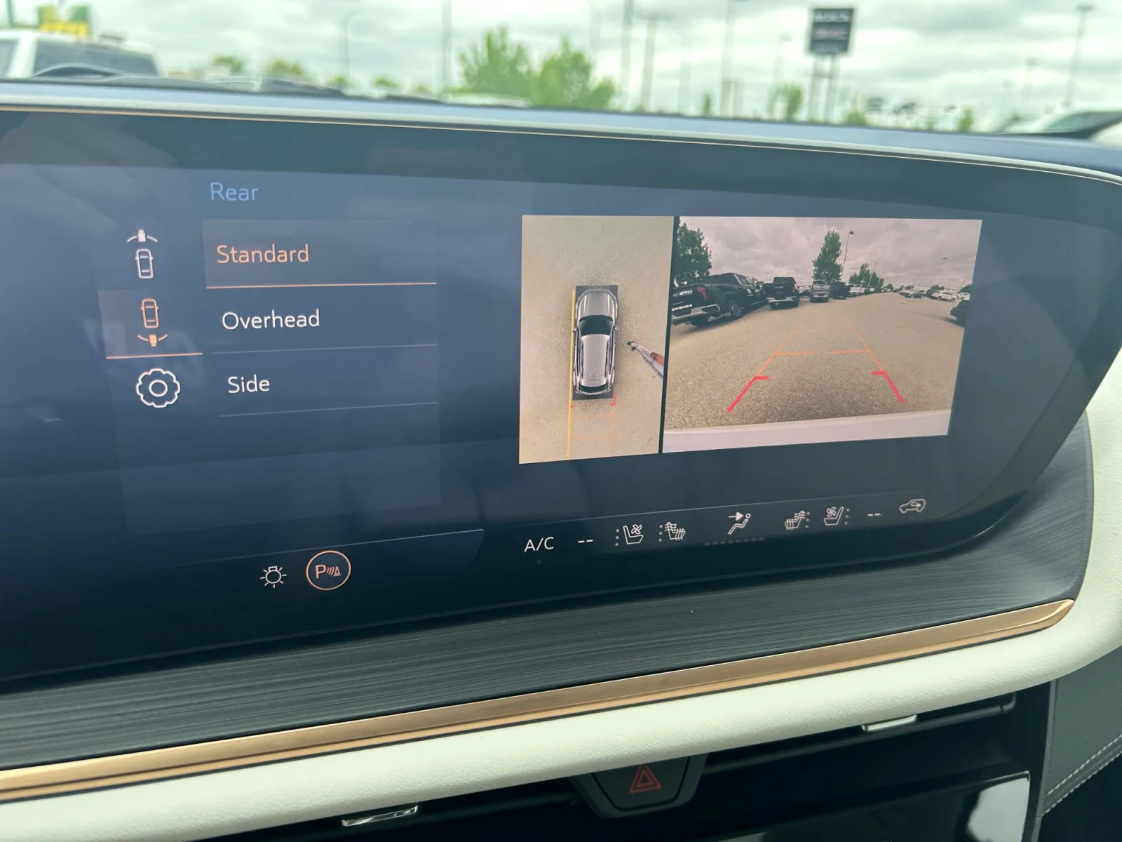 New 2026 Iridescent White Tricoat Buick Avenir AWD image 24