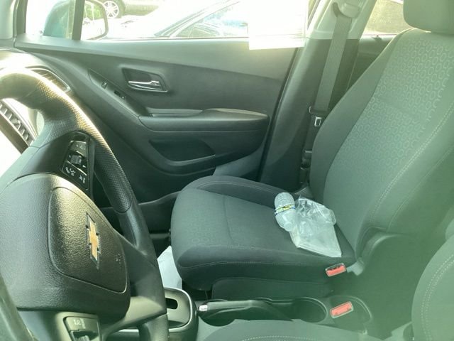Used 2020 Gray Chevrolet LS image 15