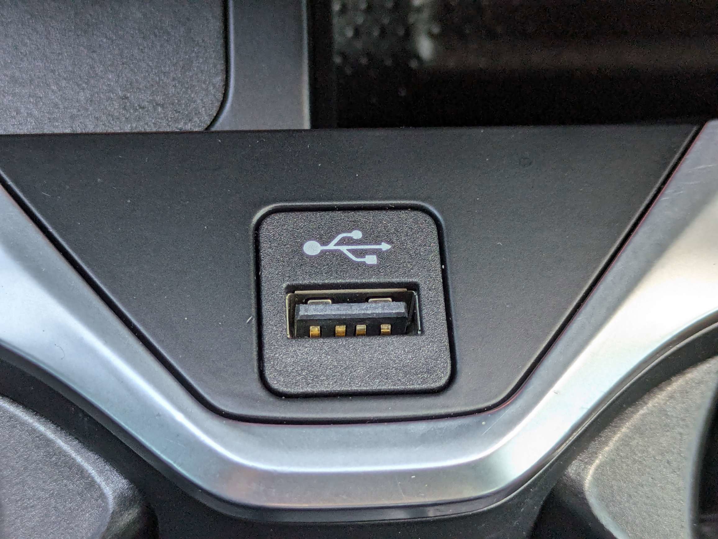 Used 2023 Black Sapphire Metallic BMW xDrive40i image 33