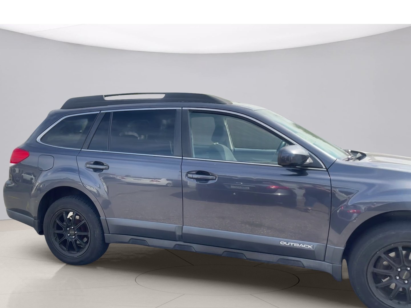 Used 2013 Gray Subaru 2.5I image 7