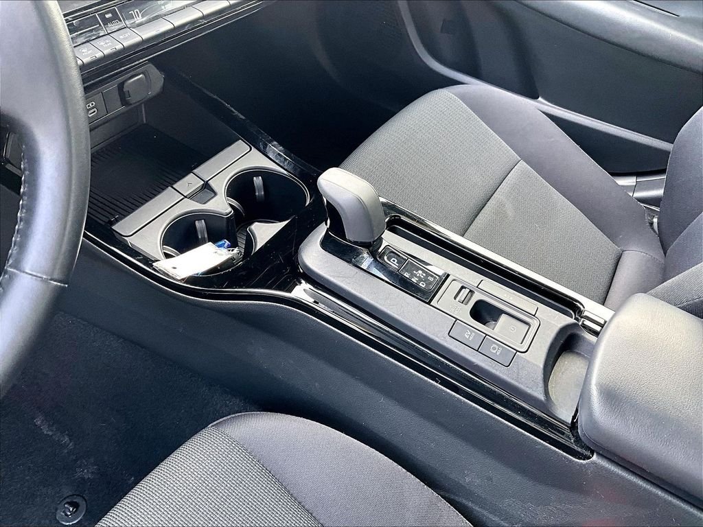 Used 2023  Toyota LE image 20