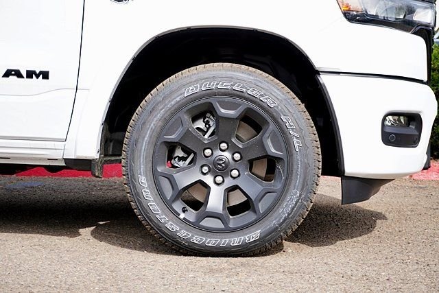 New 2026 Bright White Clear-Coat Exterior Paint RAM Big Horn/Lone Star image 8