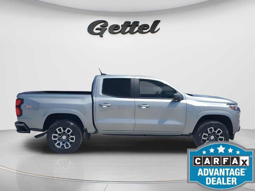 Used 2024 Gray Chevrolet LT image 6