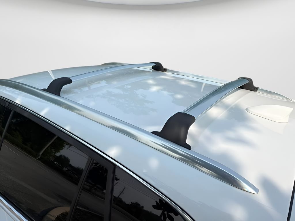 Used 2017 White Buick Essence image 26