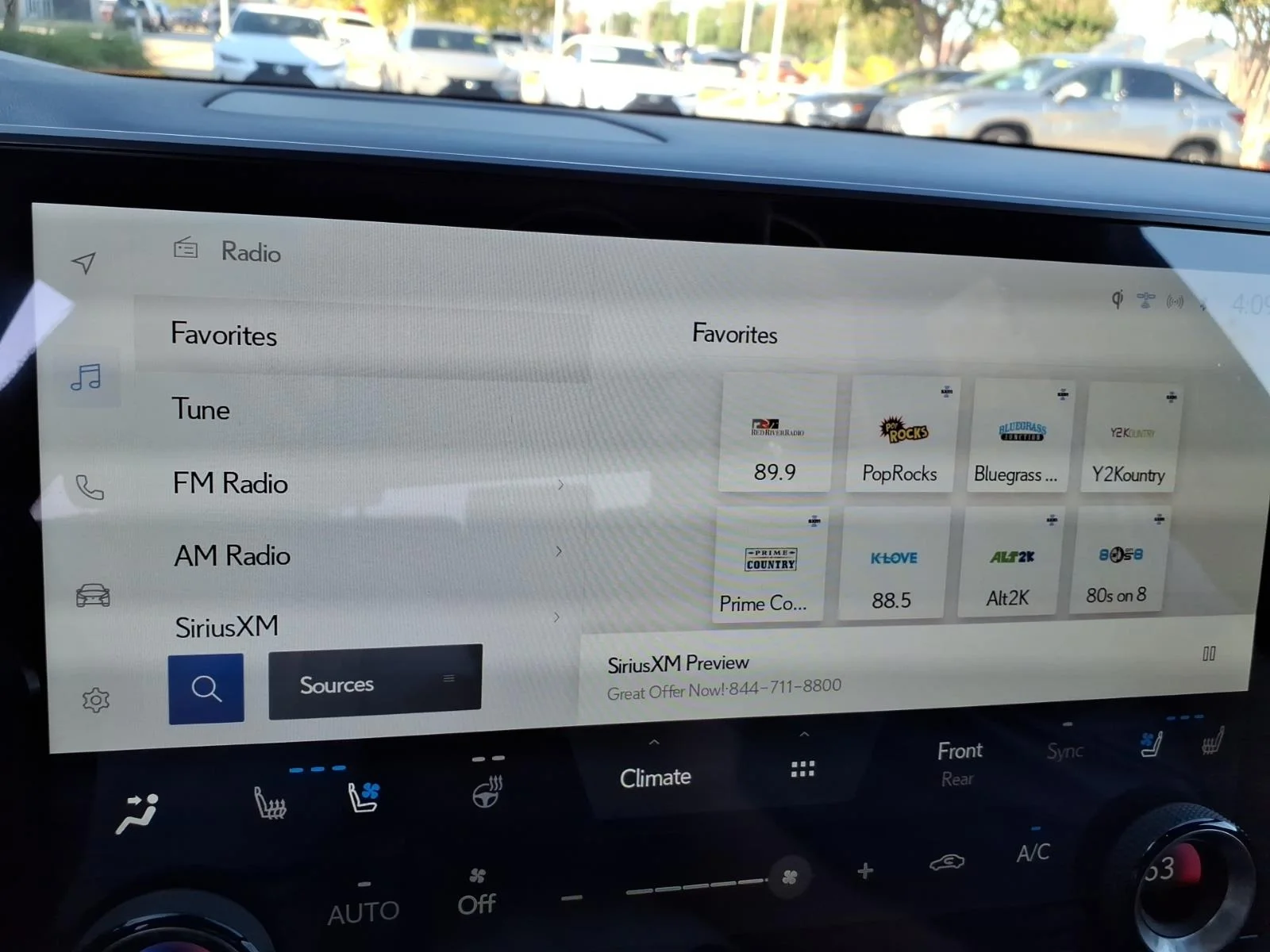 Used 2025 Nori Green Pearl Lexus Premium image 7