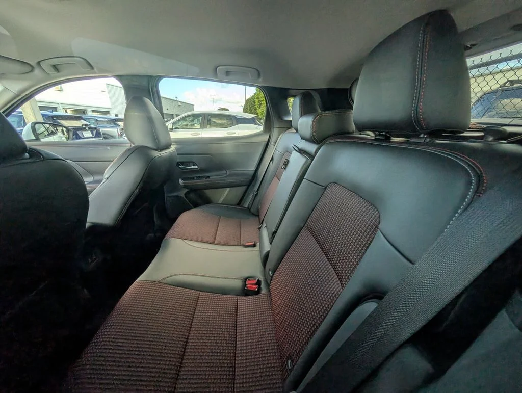 2025 Nissan Kicks SR - Photo 8