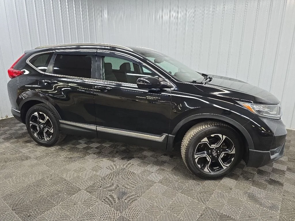 Used 2018 Black Honda Touring image 1
