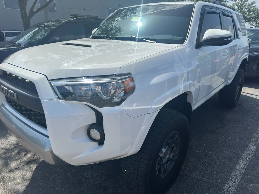 Used 2018 Super White Toyota TRD Off Road Premium image 3