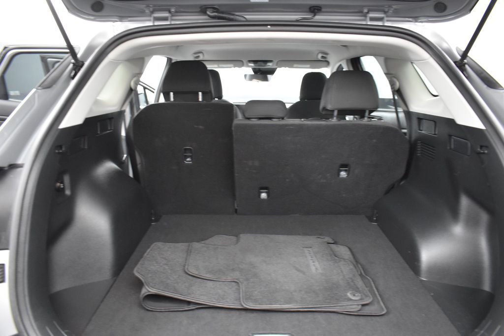 Certified Used 2025 Steel Gray Kia LX image 24