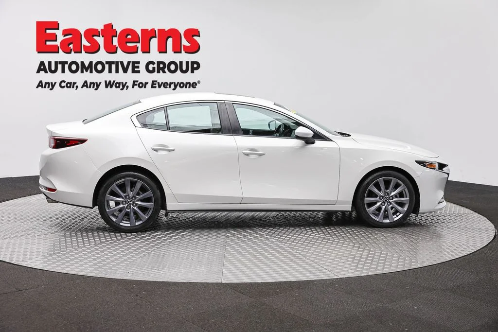 Used 2023 White Mazda 2.5 S Preferred Package image 4