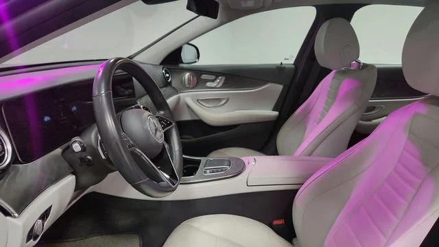 2022 Mercedes-Benz E-Class E350 - Photo 9