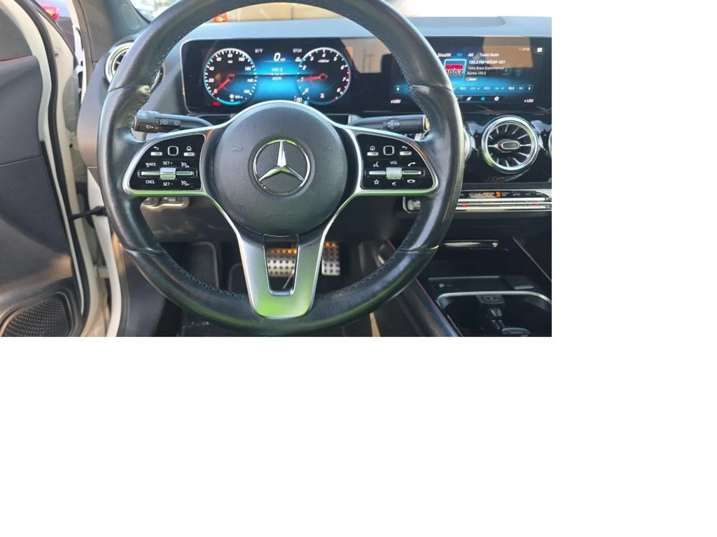 Certified Used 2023 Polar White Mercedes-Benz GLA 250 image 10