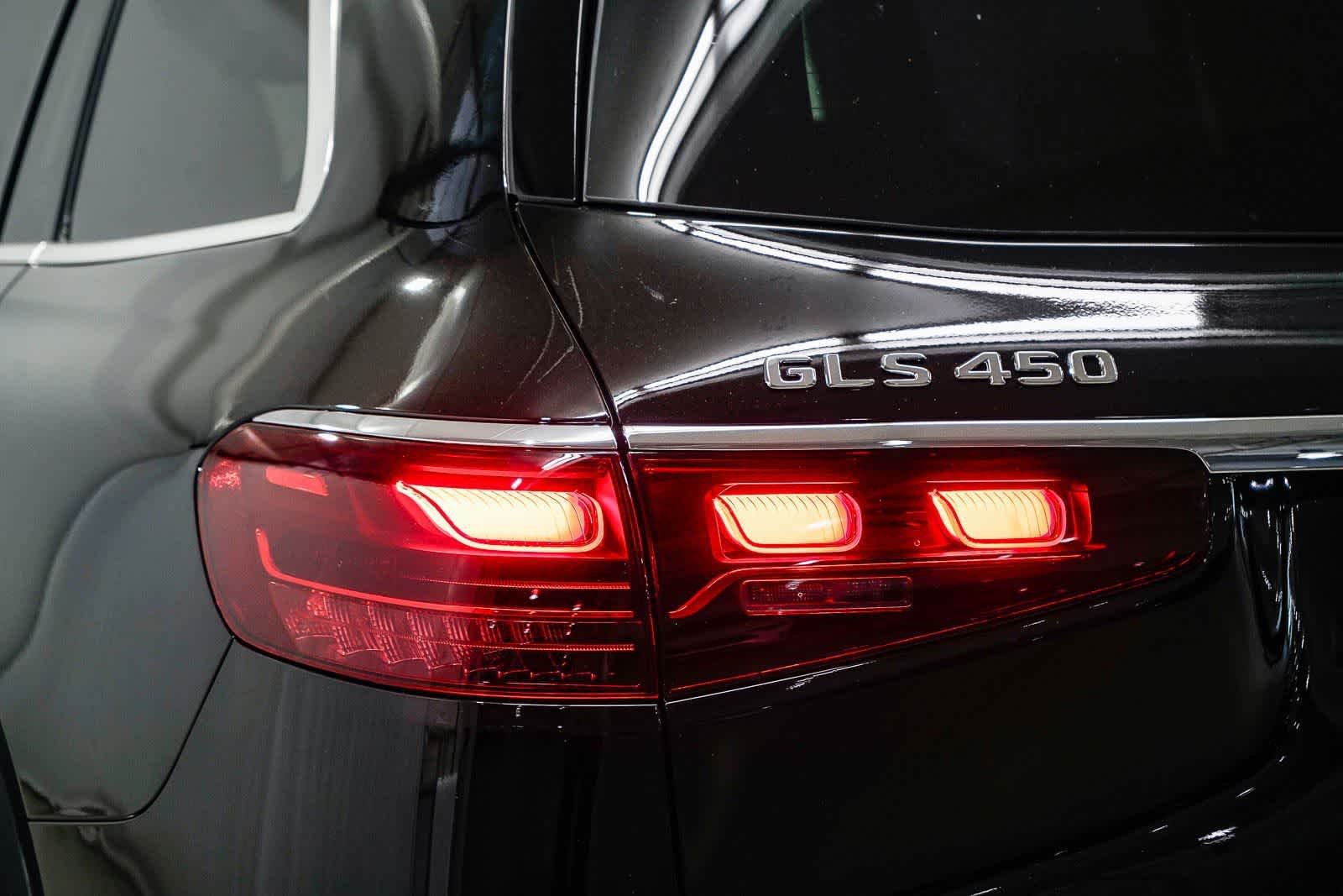 New 2026 Black Mercedes-Benz GLS 450 image 9