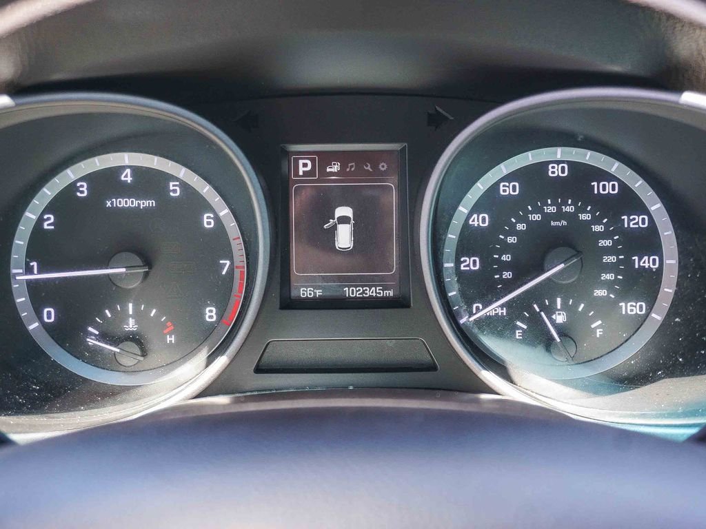 Used 2017 Gray Hyundai 2.4 Base image 22