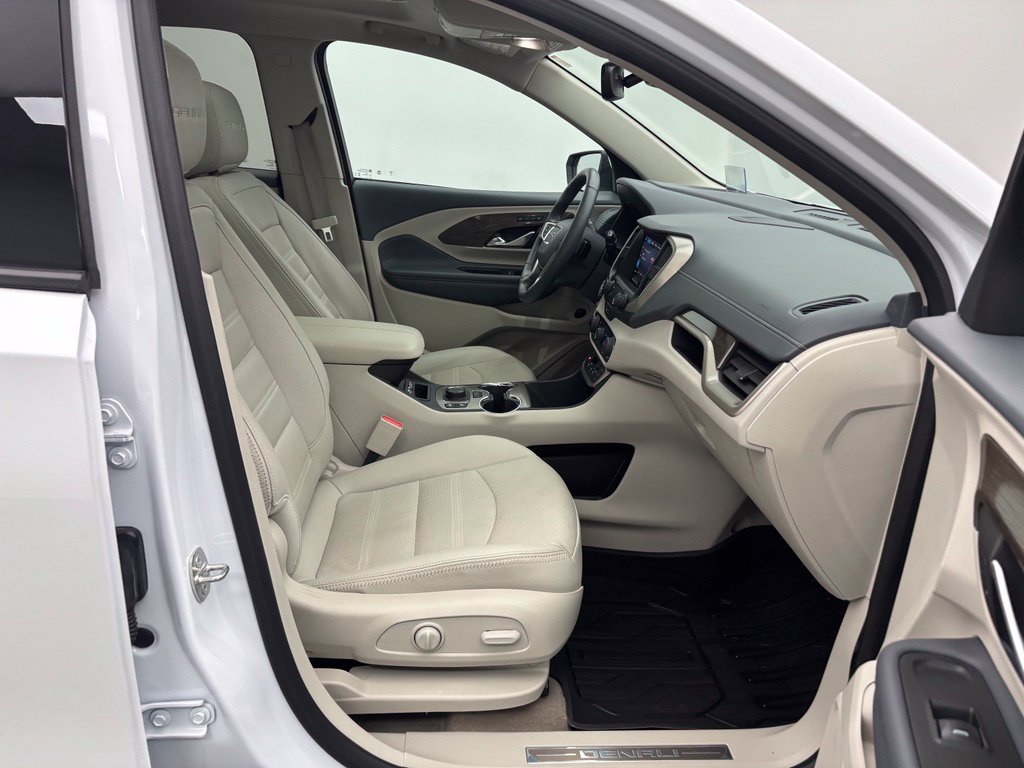 Certified Used 2023 White Frost Tri-Coat GMC Denali image 33