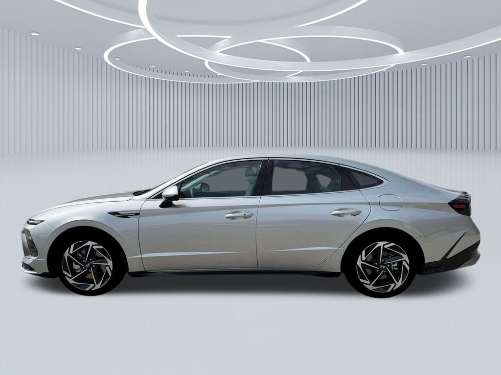 New 2026 Silver Hyundai SEL Sport image 3