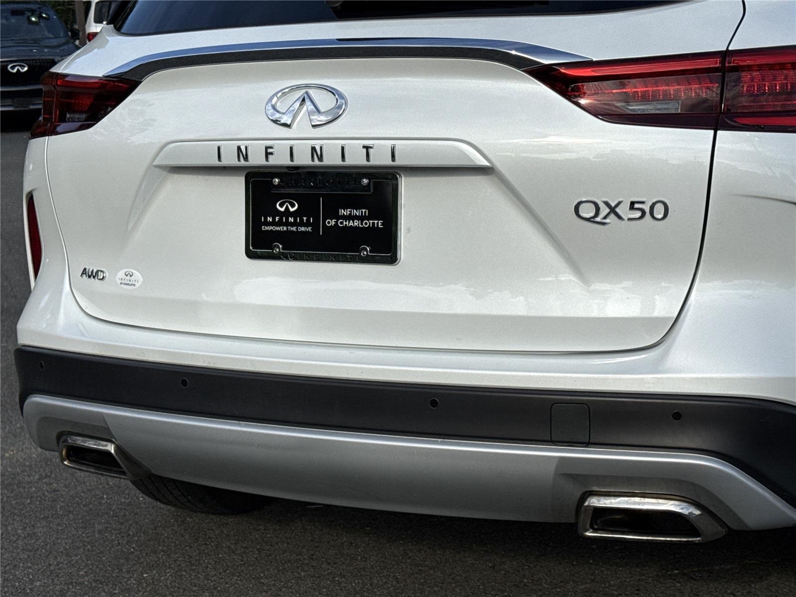 Used 2023 Radiant White INFINITI SENSORY image 27