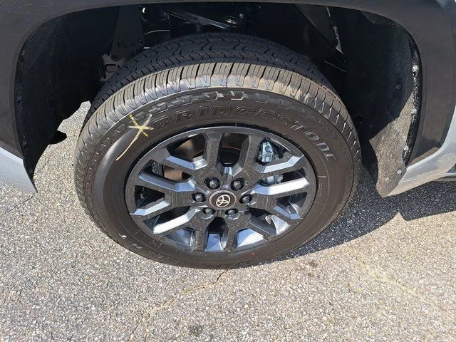 2026 Toyota Tundra Platinum - Photo 14