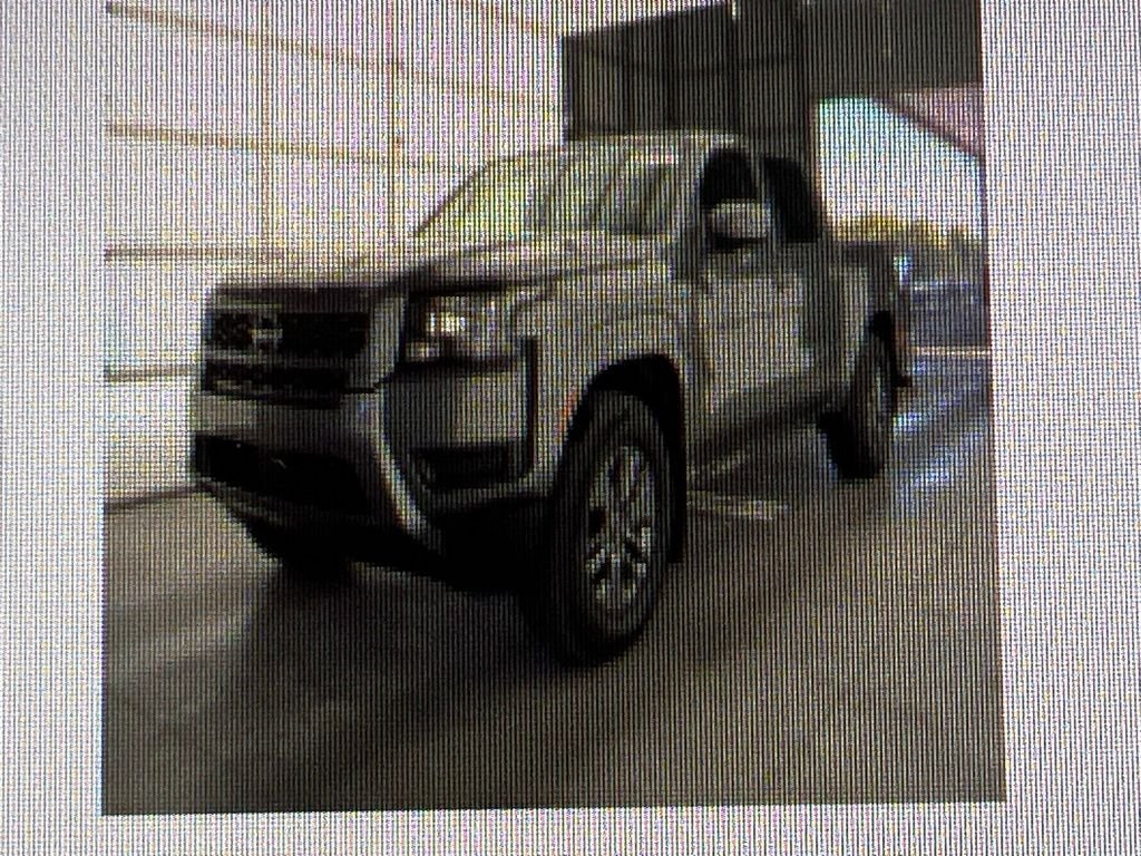 Used 2025 Gray Nissan SV image 1