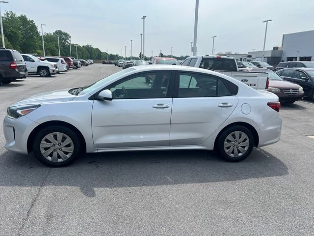 2019 Kia Rio S AT's photo