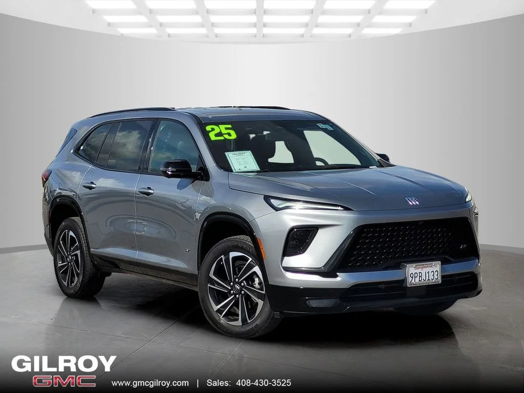 2025 Buick Enclave Sport Touring's photo