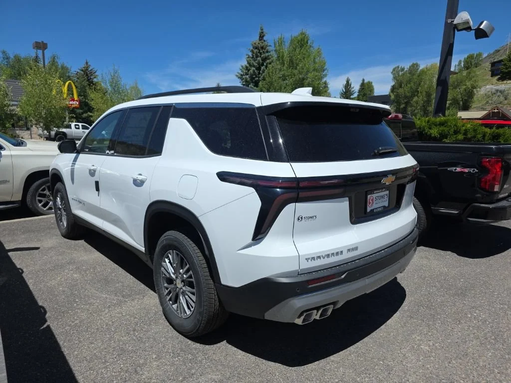 2026 Chevrolet Traverse LT - Photo 7