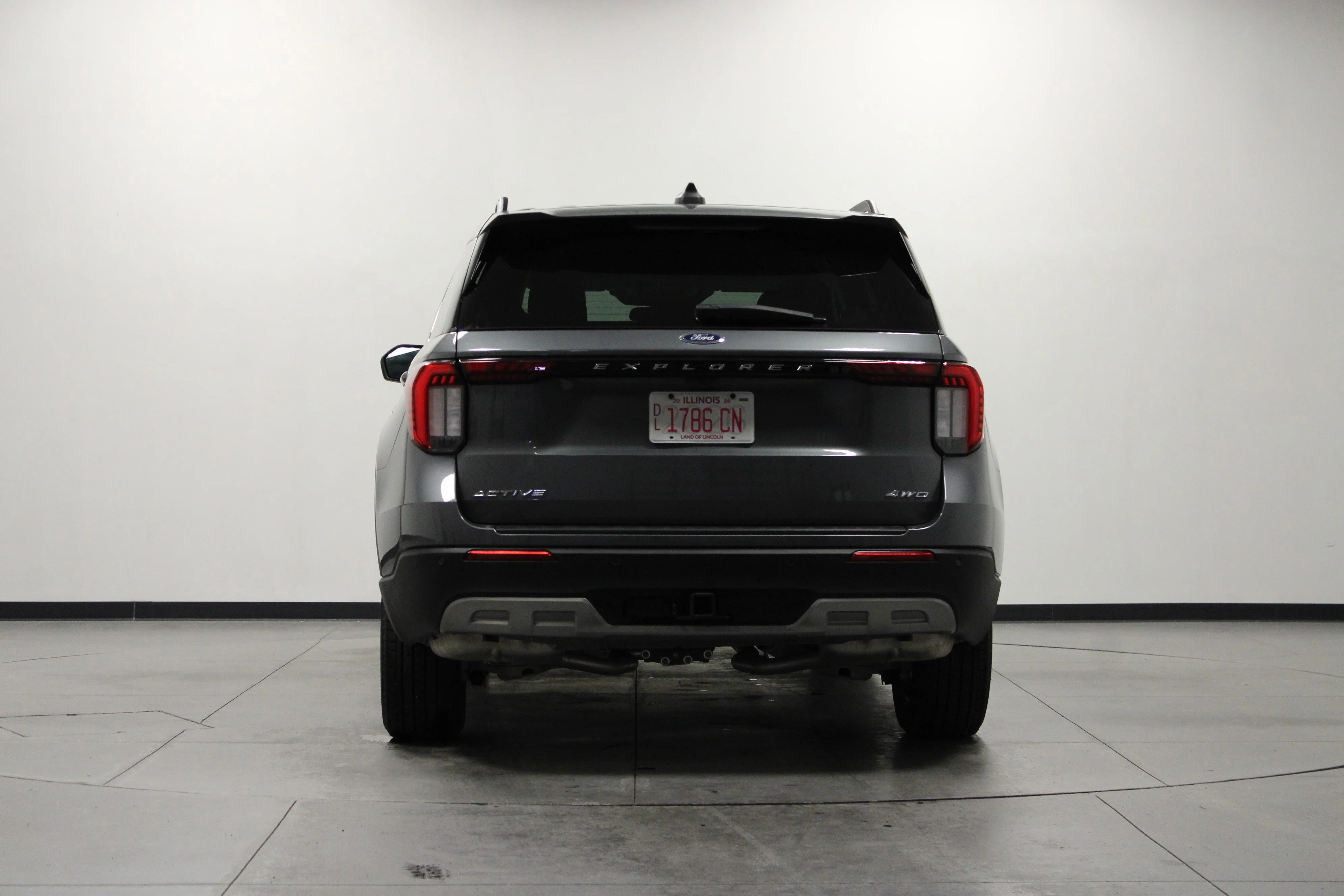 Used 2025 Carbonized Gray Metallic Ford Active image 5