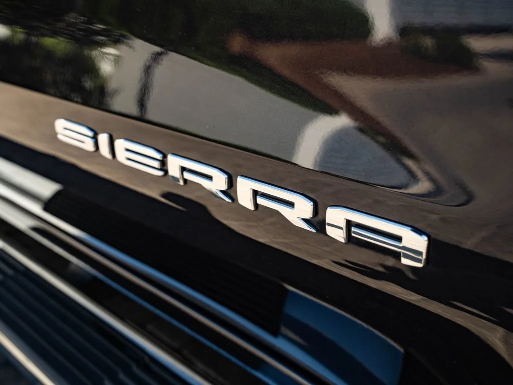 Used 2023 Titanium Rush Metallic GMC SLT image 15