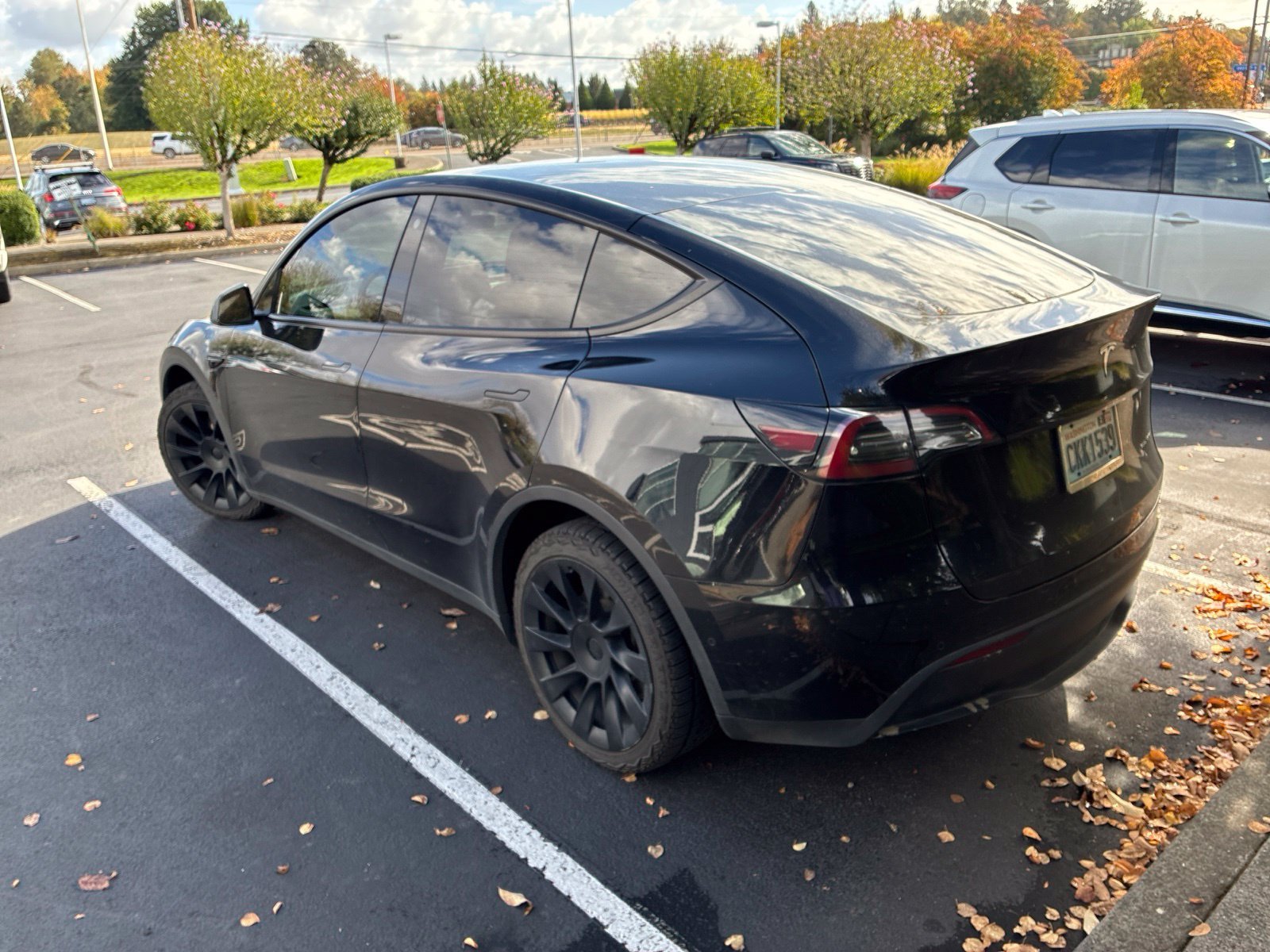 Used 2022 Black Tesla Long Range image 11