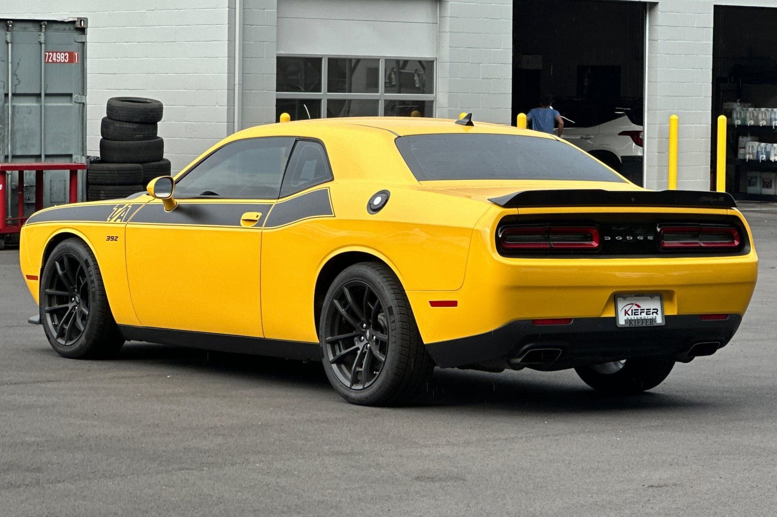 Used 2017 Yellow Dodge R/T image 6