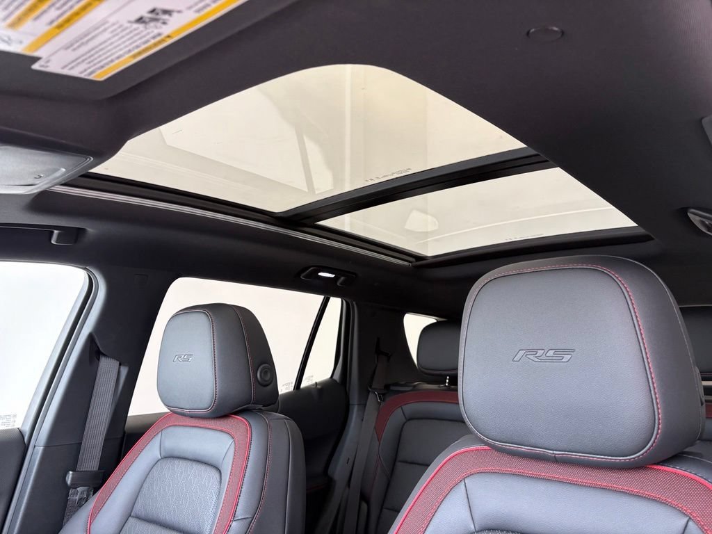 2027 Chevrolet Equinox RS - Photo 14