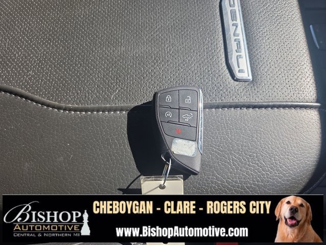 2024 Gmc Sierra 2500 HD Denali photo 3