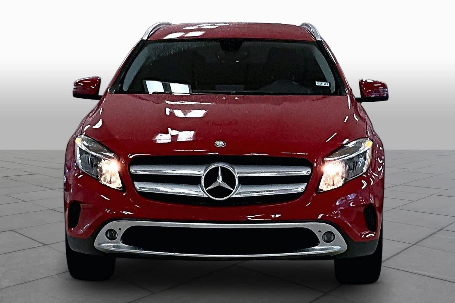 Used 2015 Jupiter Red Mercedes-Benz GLA 250 image 3