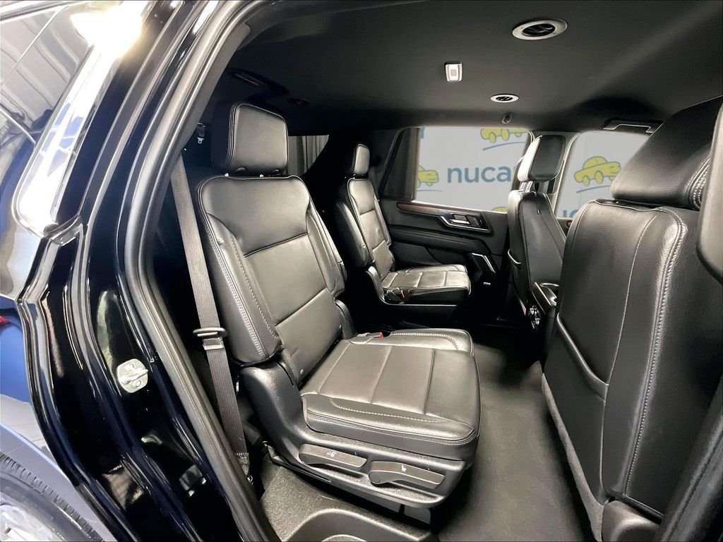Used 2025 Black GMC Denali image 16