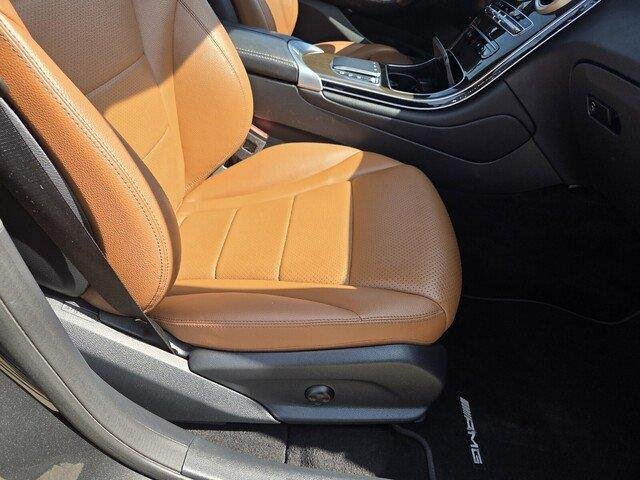 Used 2022 Graphite Grey Metallic Mercedes-Benz GLC 300 image 34