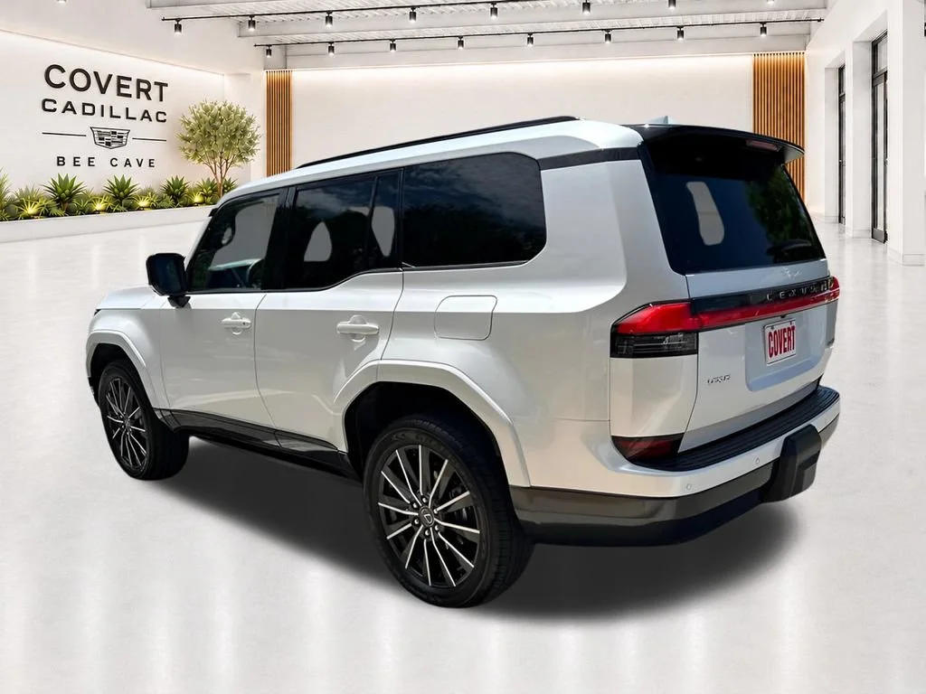 Used 2024  Lexus GX 550 Luxury image 16