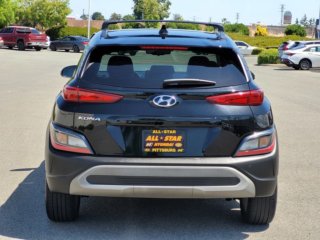 Used 2023 Black Hyundai SEL image 5