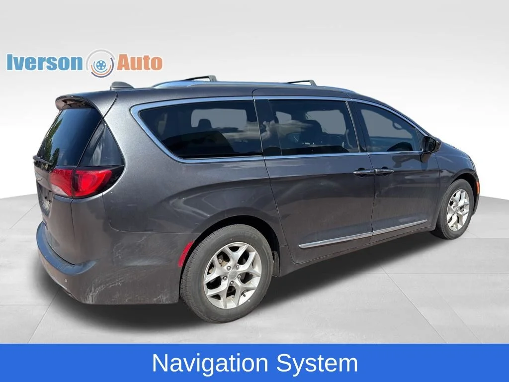 Used 2020 Gray Chrysler Touring L image 7