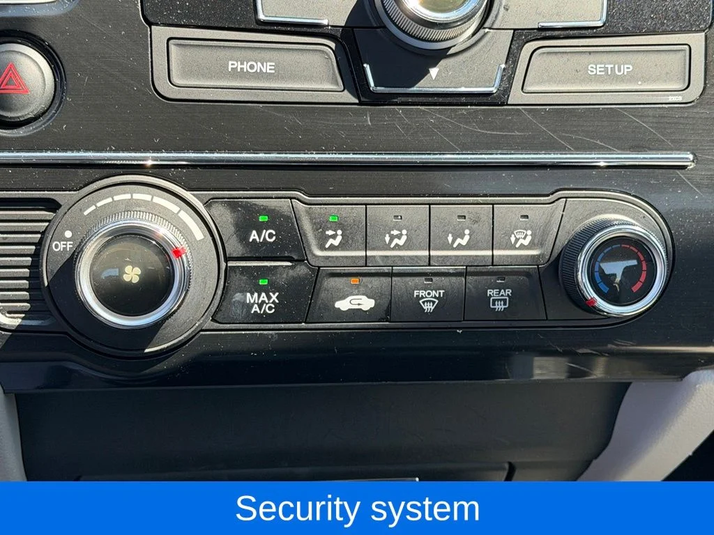 Used 2013  Honda LX image 10