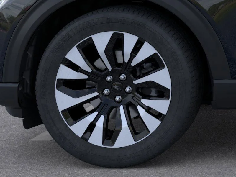 New 2026 Agate Black Metallic Ford Platinum™ image 19