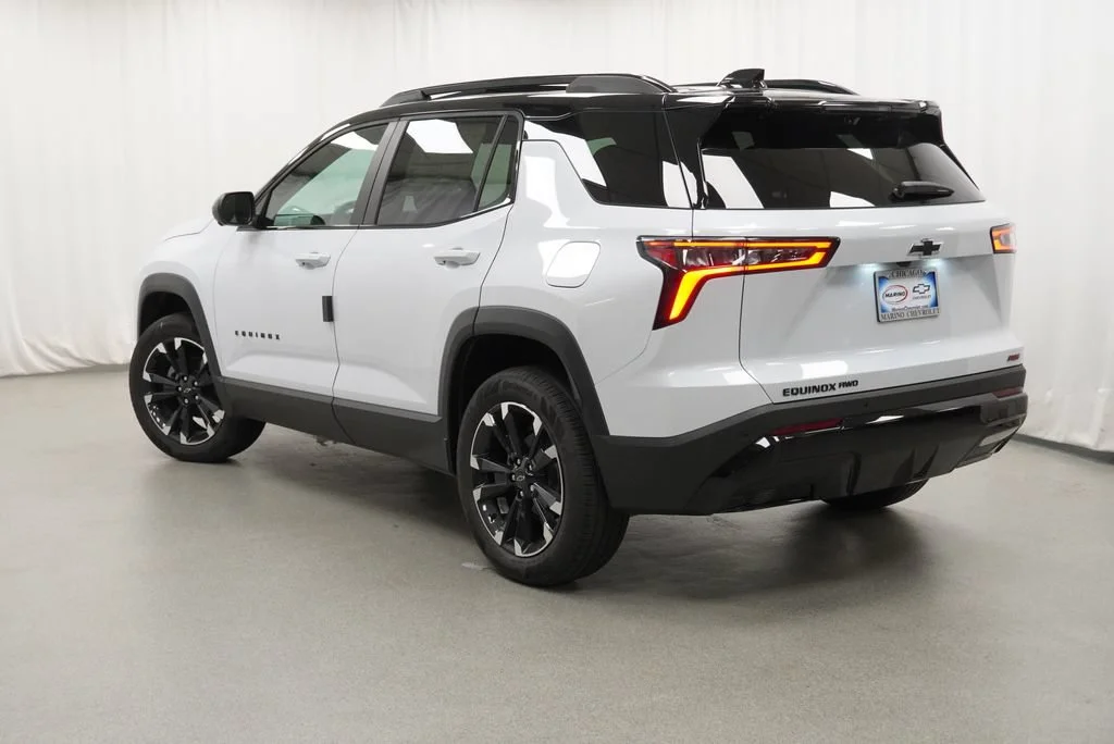 New 2027 Polar White Tricoat Chevrolet RS image 5