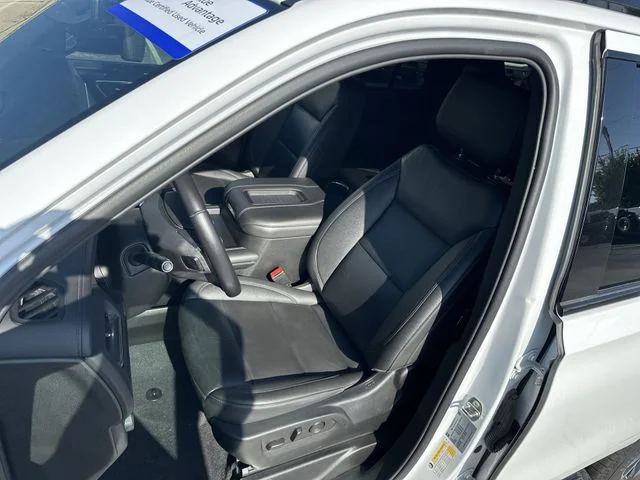 Certified Used 2022 White Chevrolet Z71 image 12